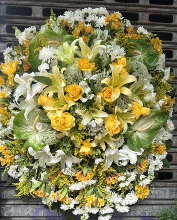 Coroa de Flores Nobres Branca e Amarelo