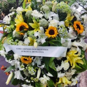 Coroa de Flores Nobres Grande