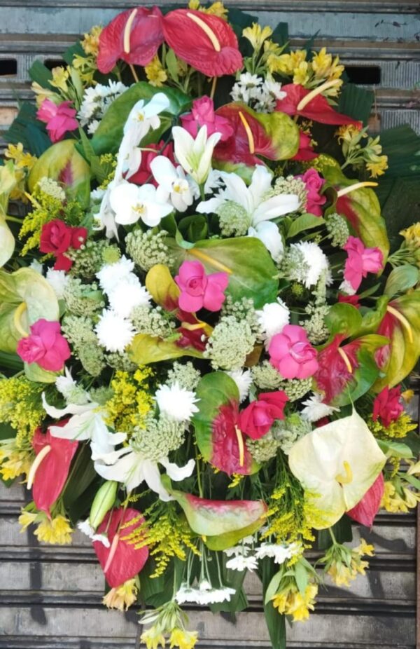 Coroa de Flores Coloridas Flores Nobre